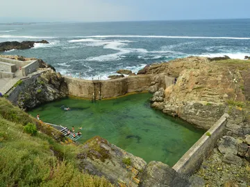Piscina natural de Tapia de Casariego, en Asturias Piscina natural de Tapia de Casariego, en Asturias