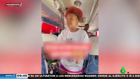 La indignación viral de una chica cuando se tiran un pedo en el autobús: "El que se tiró ese maldito pedo, que hable"