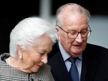 King Albert of Belgium, hospitalized with symptoms of dehydration