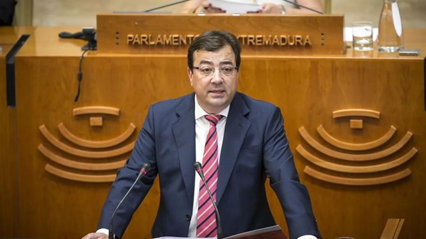 Guillermo Fernández Vara Guillermo Fernández Vara