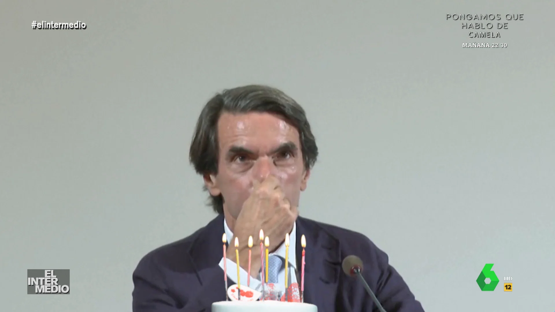 Vídeo manipulado - Aznar demuestra su virtuosa habilidad musical interpretando el 'Cumpleaños feliz' 