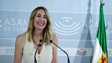 Fotografía de María Guardiola en la Asamblea de Extremadura.