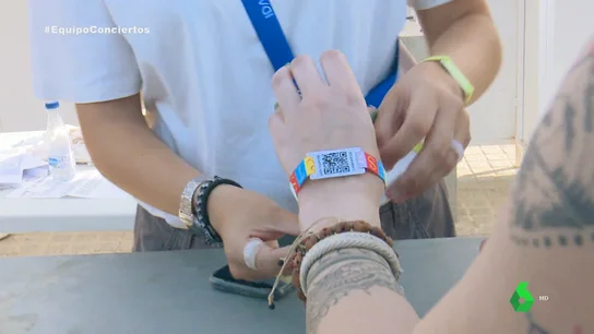 ¿Es legal prohibir entrar con comida y bebida a un festival? ¿Y cobrar solo con pulseras recargables? La OCU responde ¿Es legal prohibir entrar con comida y bebida a un festival? ¿Y cobrar solo con pulseras recargables? La OCU responde