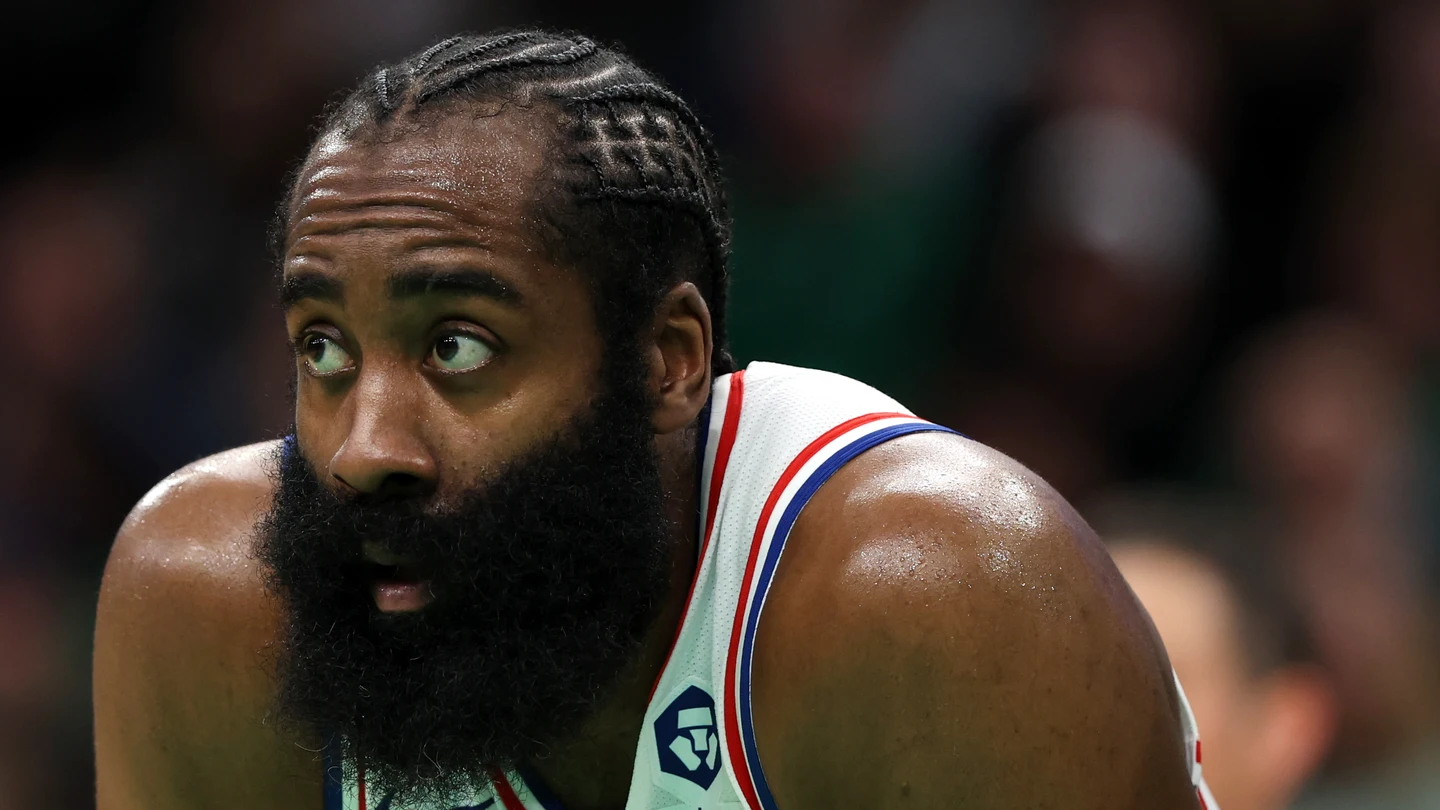 ¡Bombazo en la NBA! Harden renueva con los Sixers y será traspasado ¡Bombazo en la NBA! Harden renueva con los Sixers y será traspasado