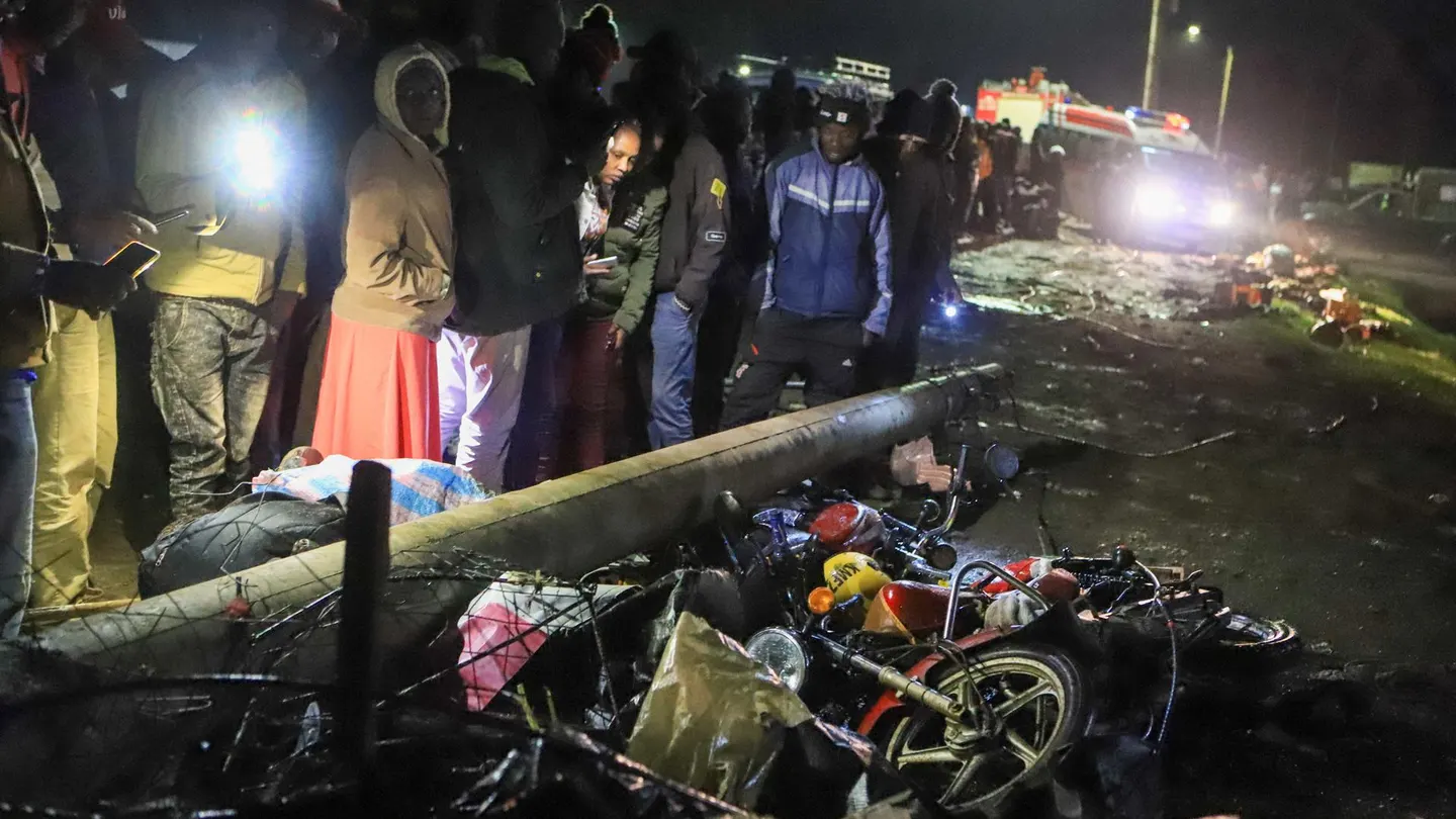 Mueren 52 personas en un accidente de tráfico en Kenia Mueren 52 personas en un accidente de tráfico en Kenia