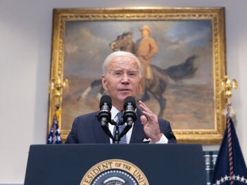 Biden announces a new ‘road map’ to alleviate the debt for university students in the US