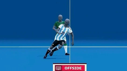 Videoarbitraje de un fuera de juego Videoarbitraje de un fuera de juego