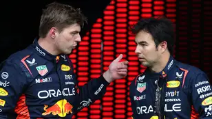 Max Verstappen, con Sergio Pérez