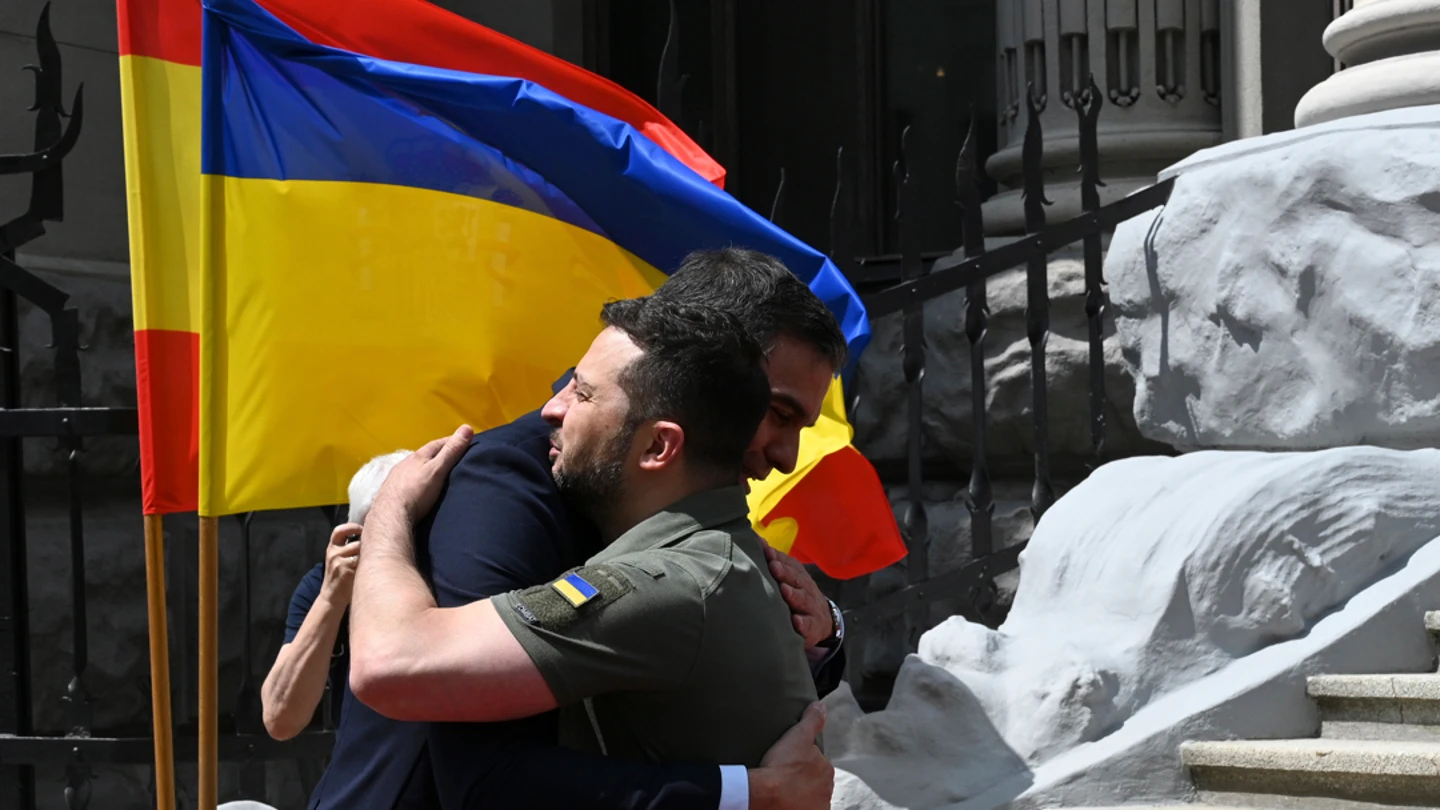 Zelenski agradece a España la acogida de 180.000 refugiados ucranianos Zelenski agradece a España la acogida de 180.000 refugiados ucranianos
