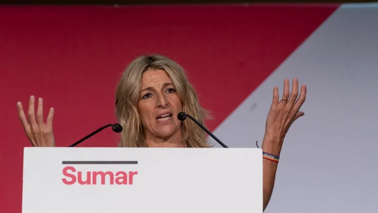 Yolanda Díaz propone dar 20.000 euros a los jóvenes que cumplan 18 años para poder "emprender o formarse" Yolanda Díaz propone dar 20.000 euros a los jóvenes que cumplan 18 años para poder "emprender o formarse"