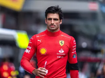 Carlos Sainz pierde la cuarta posición en Austria Carlos Sainz pierde la cuarta posición en Austria