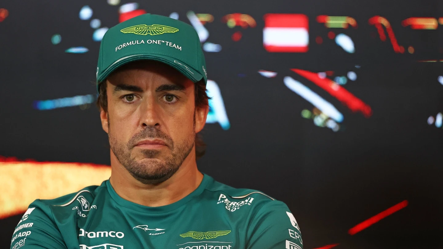 Fernando Alonso, ante los medios Fernando Alonso, ante los medios