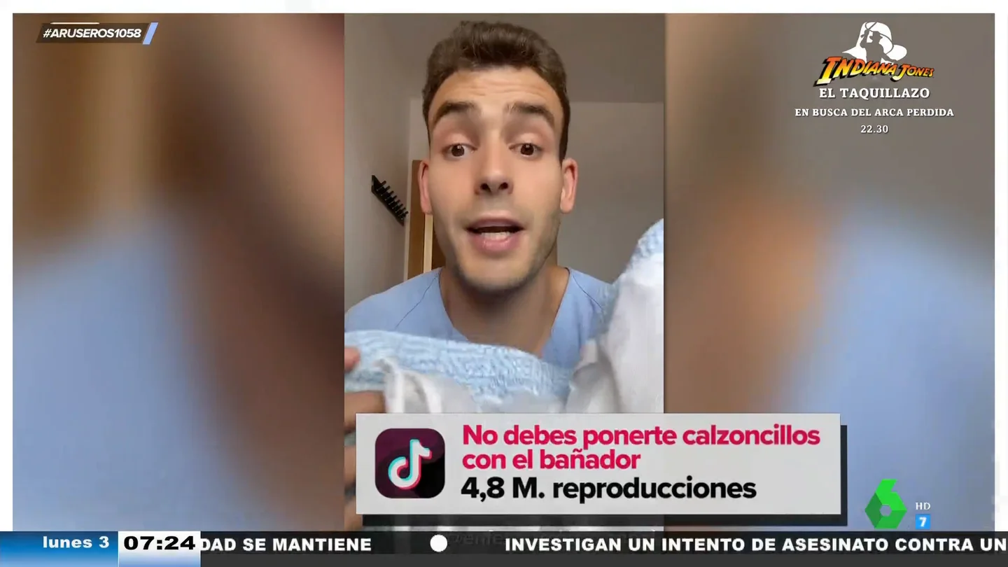 No, no es recomendable llevar los calzoncillos debajo del bañador: así lo explica este enfermero No, no es recomendable llevar los calzoncillos debajo del bañador: así lo explica este enfermero