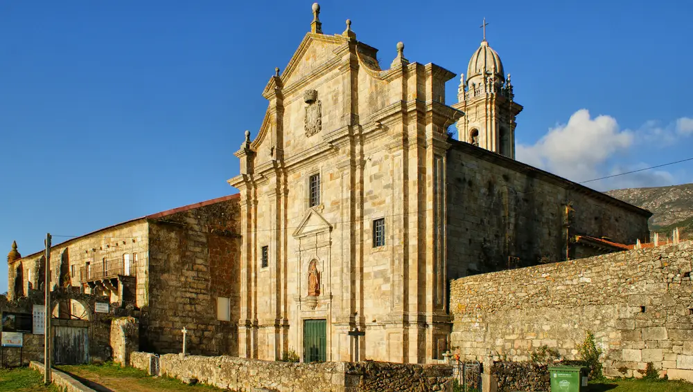 Real Monasterio de Santa María de Oia