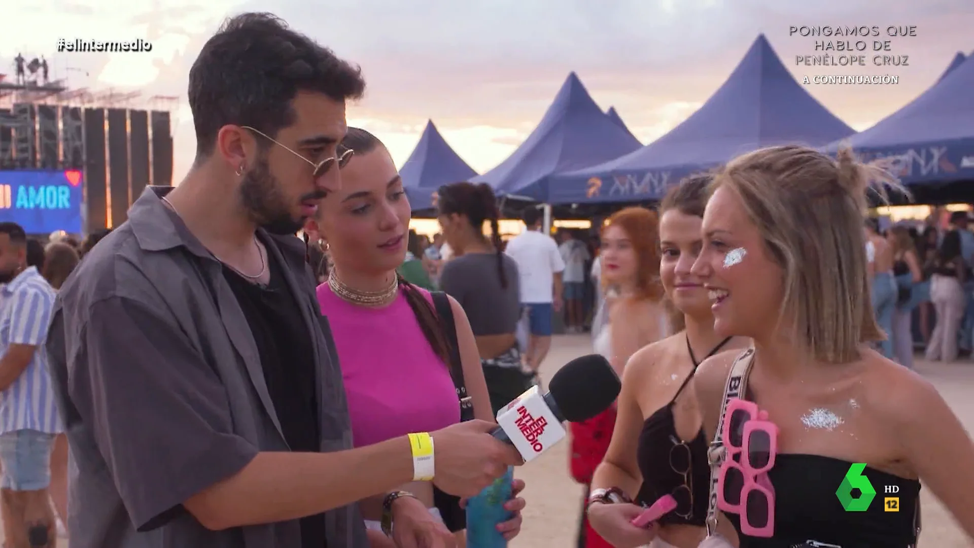 Una joven, cuando le preguntan por el candidato de Vox a las eleccioenes generales