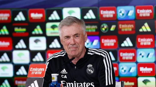 Carlo Ancelotti, técnico del Real Madrid, durante una rueda de prensa Carlo Ancelotti, técnico del Real Madrid, durante una rueda de prensa
