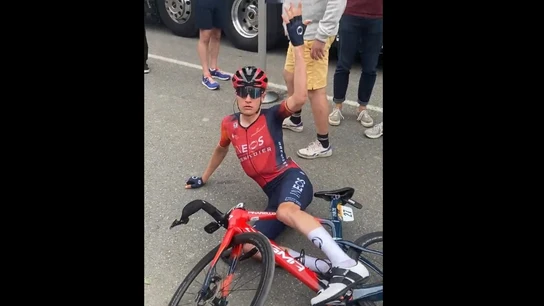 Carlos Rodríguez tras su caída Carlos Rodríguez tras su caída