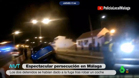 Espectacular persecución policial en Málaga: dos adolescentes huyen de la Policía tras intentar robar un coche Espectacular persecución policial en Málaga: dos adolescentes huyen de la Policía tras intentar robar un coche