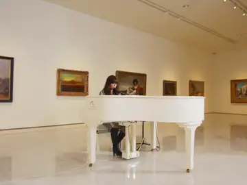 La increíble actuación de Vanessa Martín al piano cantando Piensa en mí, una de las canciones más icónicas del cine de Pedro Almodóvar