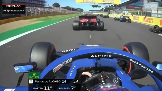Motivos para soñar con la '33': así fue la histórica salida de Alonso en Silverstone hace dos años Motivos para soñar con la '33': así fue la histórica salida de Alonso en Silverstone hace dos años