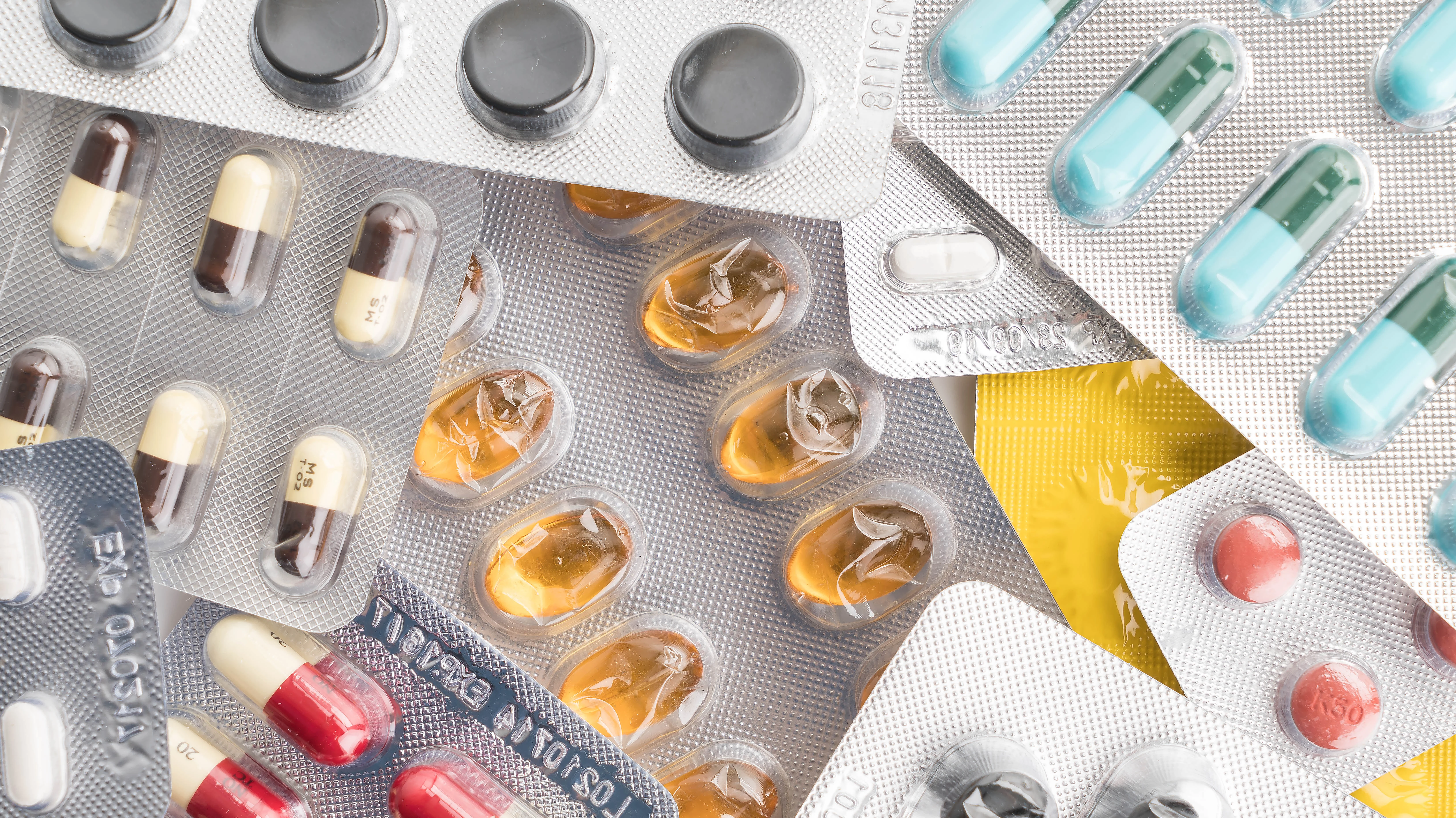 Estos son los fármacos que según los farmacéuticos pueden causar fotosensibilidad con el sol (y favorecer las quemaduras)