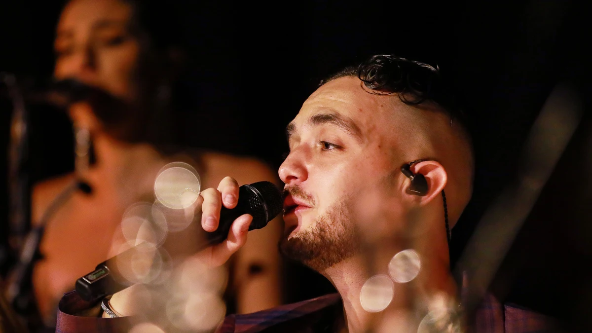 From a fast food restaurant worker to being acclaimed inside and outside Spain: we discover the origins of C. Tangana From a fast food restaurant worker to being acclaimed inside and outside Spain: we discover the origins of C. Tangana