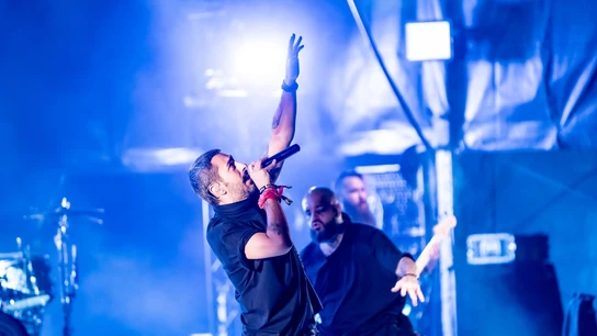 Rayden cancela el concierto de despedida en su ciudad natal por la censura de PP y Vox: "Mi conciencia no me dejaría tranquilo" Rayden cancela el concierto de despedida en su ciudad natal por la censura de PP y Vox: "Mi conciencia no me dejaría tranquilo"