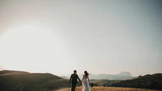 Cómo una infidelidad puede terminar en boda (o en una relación larga y estable) Cómo una infidelidad puede terminar en boda (o en una relación larga y estable)