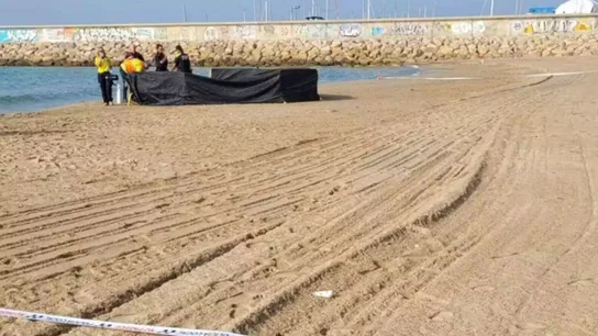 Encuentran el cadáver de un bebé en una playa de Tarragona Encuentran el cadáver de un bebé en una playa de Tarragona