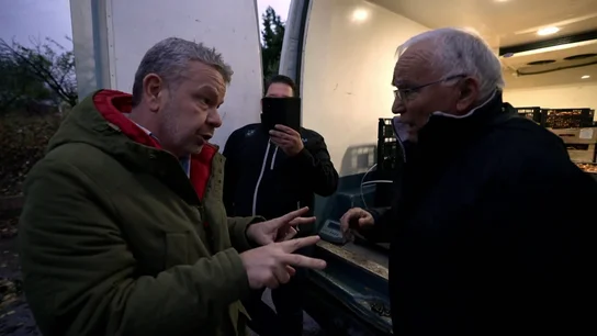 La tensión entre Alberto Chicote y un mayorista que compra setas ilegales para venderlas en mercados y restaurantes La tensión entre Alberto Chicote y un mayorista que compra setas ilegales para venderlas en mercados y restaurantes