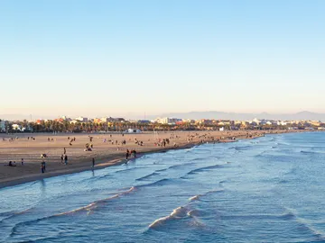 Playa de la Malvarrosa, en Valencia Playa de la Malvarrosa, en Valencia