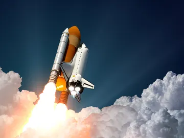 Endeavour, el cohete de la NASA que vuelve a levantarse 12 años después  Endeavour, el cohete de la NASA que vuelve a levantarse 12 años después