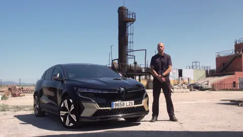 La colaboración entre Renault y los bomberos con el que han surgido grandes avances para facilitar la labor de rescate Colaboración bomberos y Renault