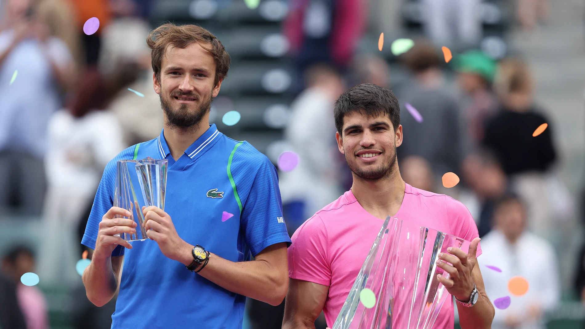 Carlos Alcaraz y Daniil Medvedev en la final de Indian Wells 2023