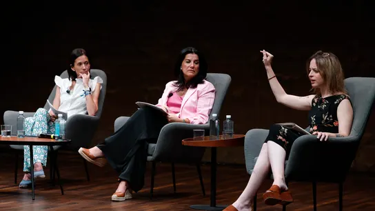 En la fotografía, Patricia Rodríguez, portavoz del PP en comisiones Igualdad y contra violencia de género en el Senado; María Ruiz, diputada de Vox por Madrid, y Elizabeth Duval, portavoz Sumar en materia de feminismo, igualdad y derechos libertades LGFTBIQ+. En la fotografía, Patricia Rodríguez, portavoz del PP en comisiones Igualdad y contra violencia de género en el Senado; María Ruiz, diputada de Vox por Madrid, y Elizabeth Duval, portavoz Sumar en materia de feminismo, igualdad y derechos libertades LGFTBIQ+.