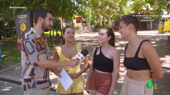 Así responden al unísono tres jóvenes cuando Isma Juárez les pregunta si temen a algún partido Así responden al unísono tres jóvenes cuando Isma Juárez les pregunta si temen a algún partido