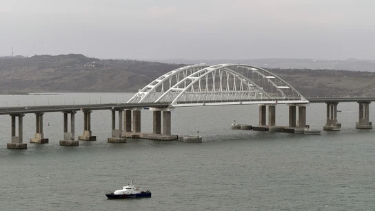 Una Imagen de archivo del puente de Crimea. Una Imagen de archivo del puente de Crimea.