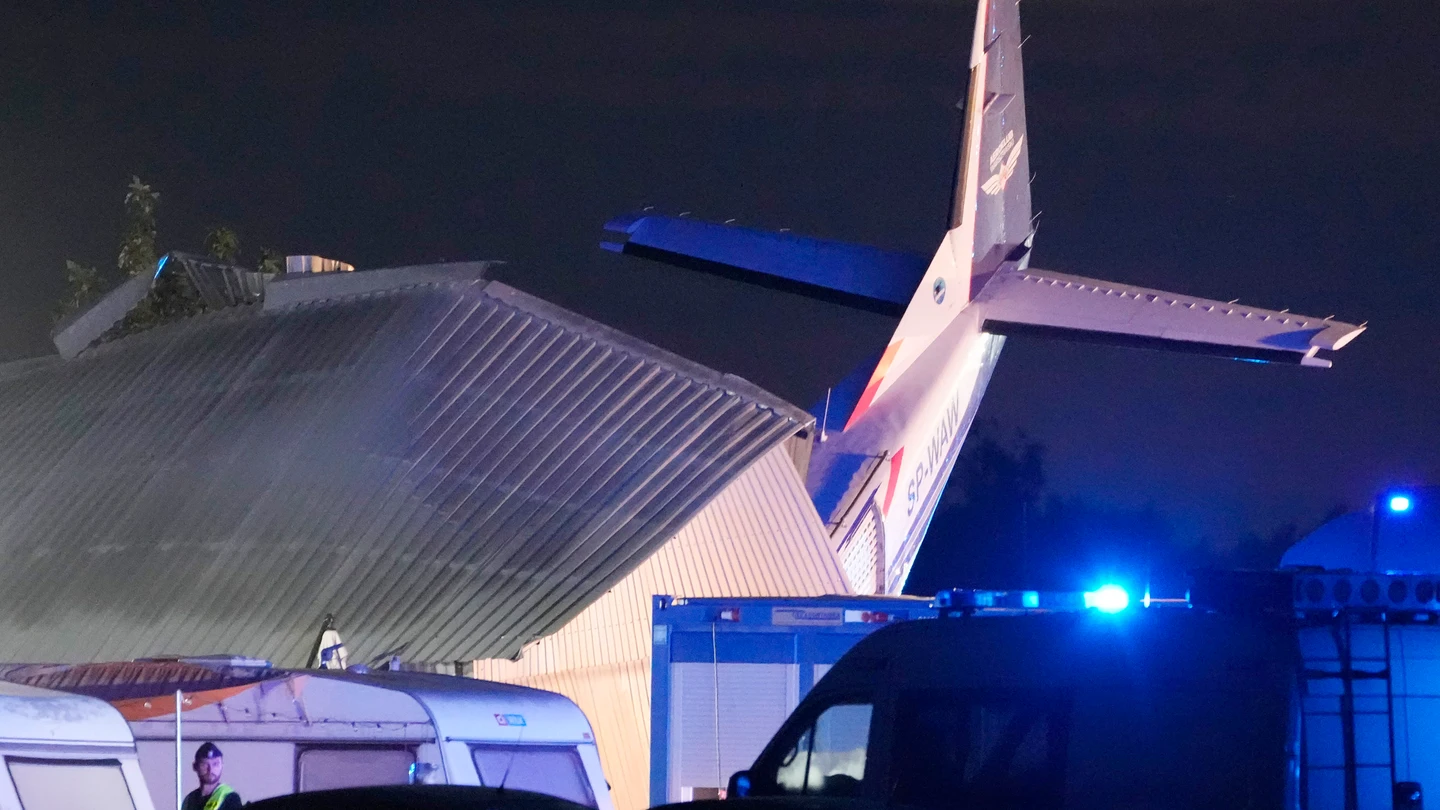 Imagen de la avioneta que se ha estrellado en Polonia, en Chrcynno Imagen de la avioneta que se ha estrellado en Polonia, en Chrcynno
