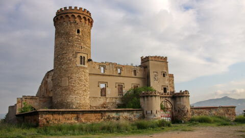 Castillo Torre Salvana