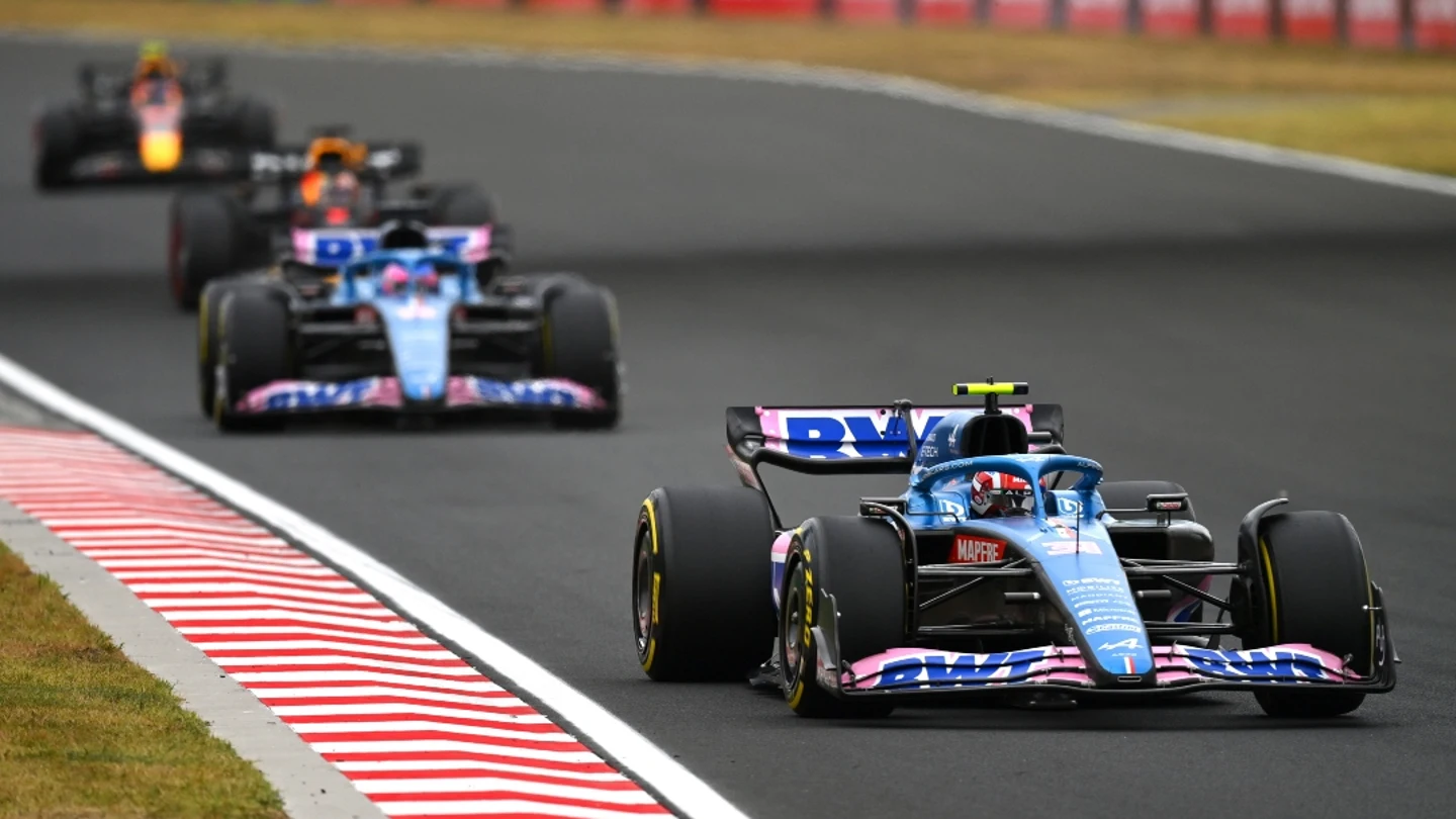 Fernando Alonso y Esteban Ocon en Alpine Fernando Alonso y Esteban Ocon en Alpine