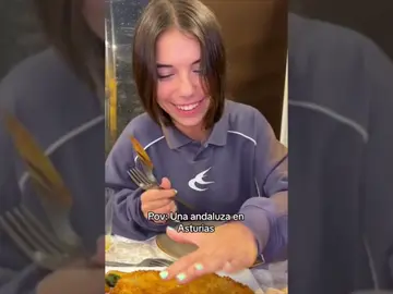 Una andaluza prueba el cachopo en Asturias y su reacción es sorprendente: "Es un san jacobo" Una andaluza prueba el cachopo en Asturias y su reacción es sorprendente: "Es un san jacobo"