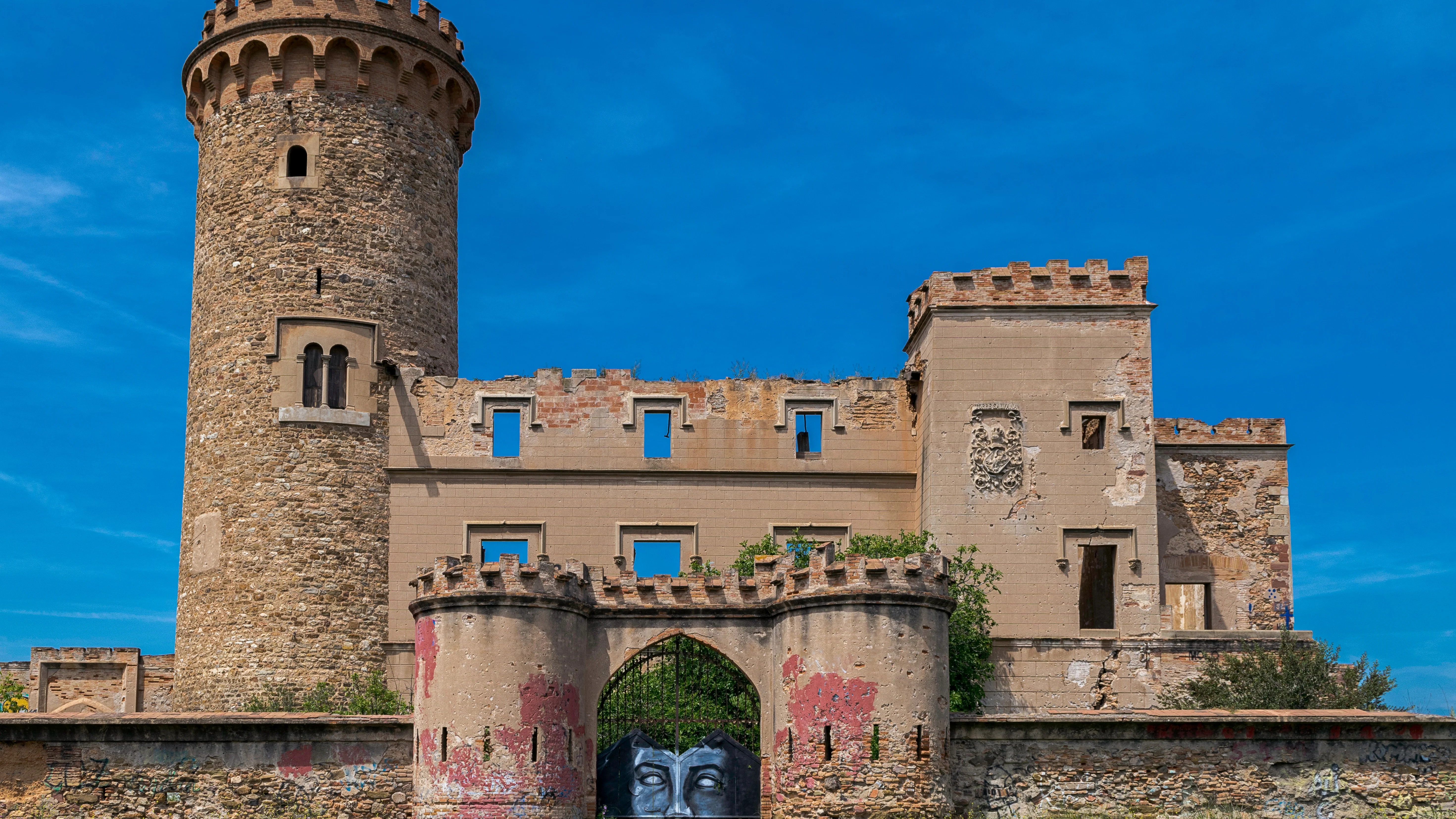 Castillo Torre Salvana