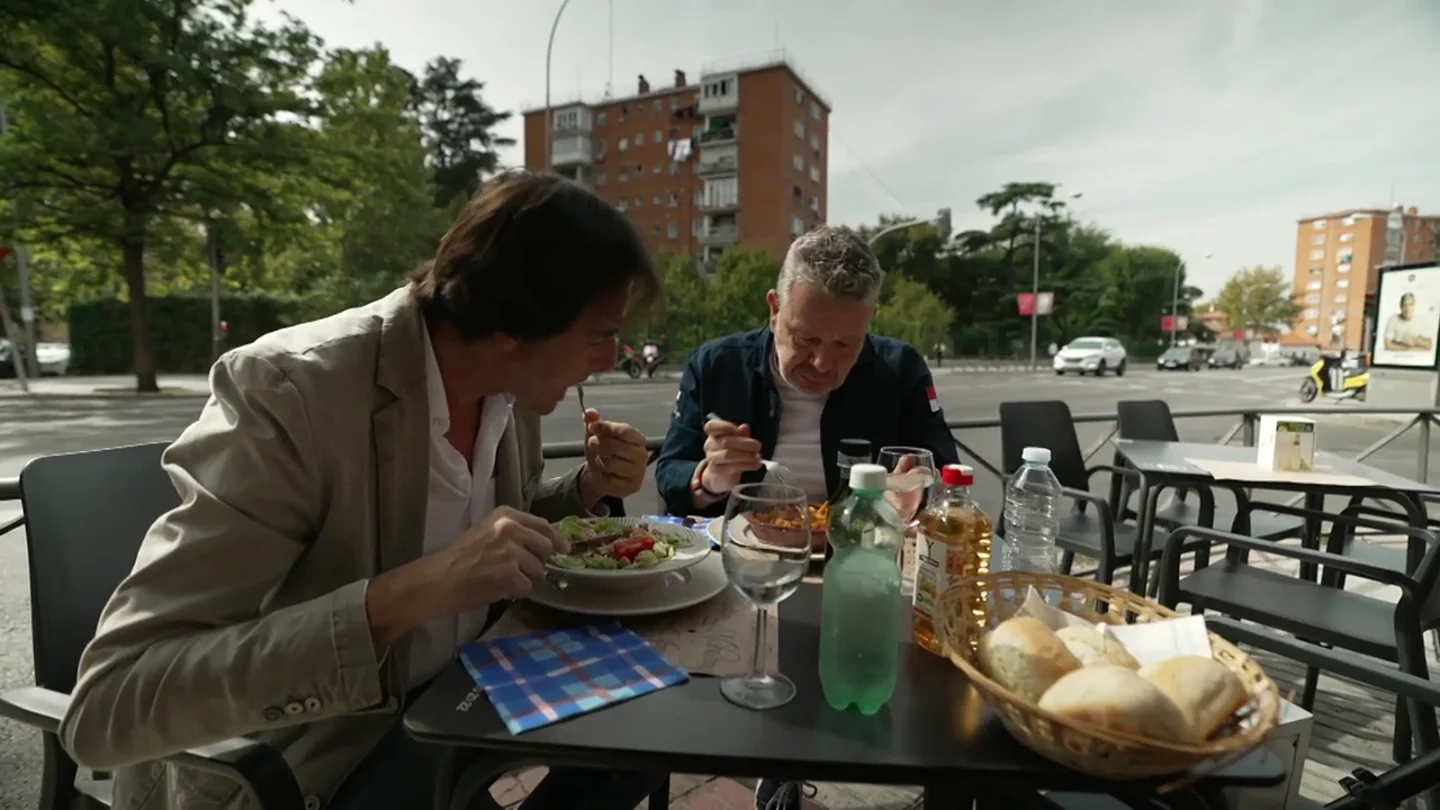 "Como comas esto todos los días te mueres": Alberto Chicote descubre el gran problema del menú del día en España "Como comas esto todos los días te mueres": Alberto Chicote descubre el gran problema del menú del día en España
