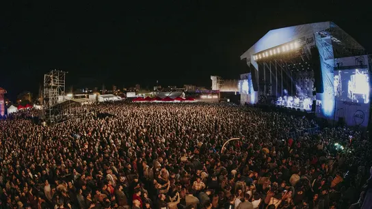 Pulso entre el Reggaeton Beach Festival y Madrid: los organizadores siguen sin cancelar y piden una reunión urgente Pulso entre el Reggaeton Beach Festival y Madrid: los organizadores siguen sin cancelar y piden una reunión urgente