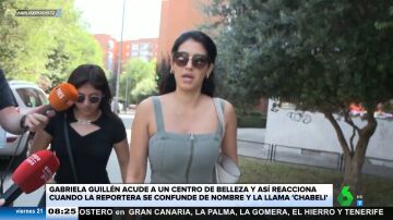 Gabriela Guillén (madre del hijo de Bertín Osborne) cuando una reportera se confunde y la llama por el nombre de otra ex