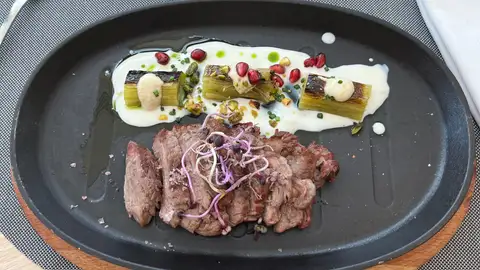 Plato de la carta del restaurante Gust, en Iberostar Playa del Muro Plato de la carta del restaurante Gust, en Iberostar Playa del Muro