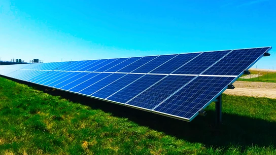 Energía solar a distancia, el autoconsumo remoto que ayuda a reducir facturas Energía solar a distancia, el autoconsumo remoto que ayuda a reducir facturas