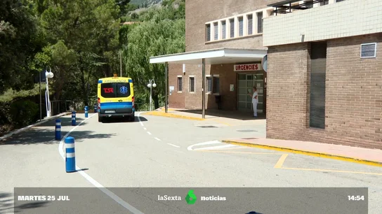 Detienen a una mujer de 30 años que se hizo pasar por doctora durante siete meses en el Hospital de Berga, Barcelona Detienen a una mujer de 30 años que se hizo pasar por doctora durante siete meses en el Hospital de Berga, Barcelona
