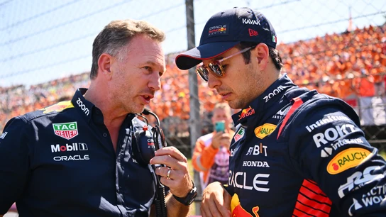 Sergio Pérez y Christian Horner Sergio Pérez y Chris Horner