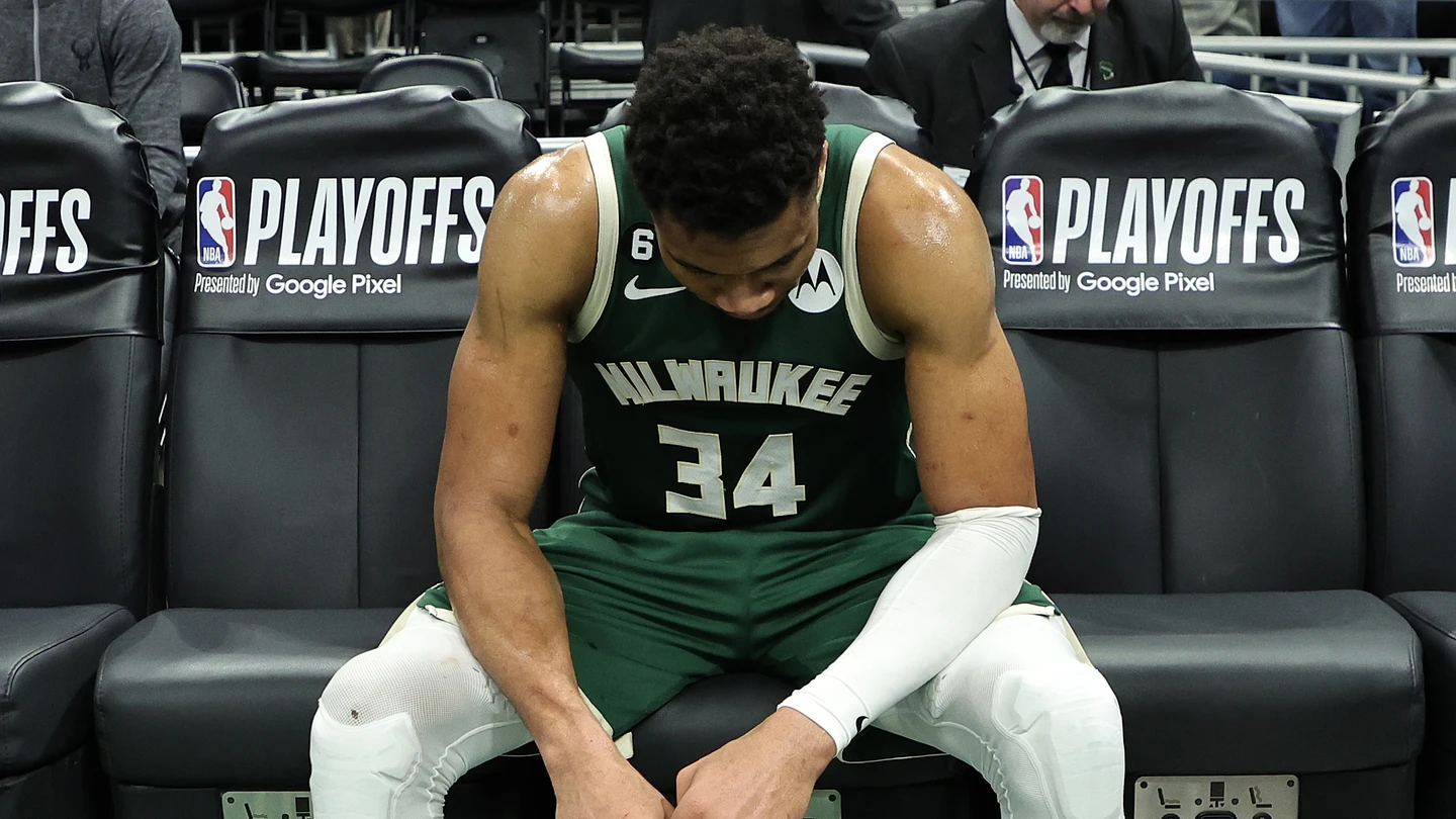 Giannis Antetokounmpo Giannis Antetokounmpo